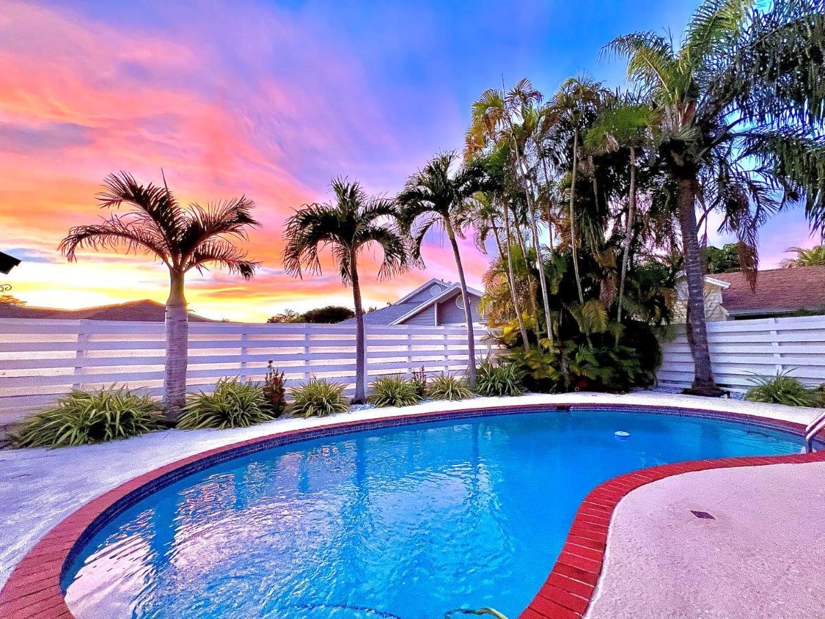 Kendall Keys Oasis Home W/ Pool, Theater & Arcade Маями Екстериор снимка